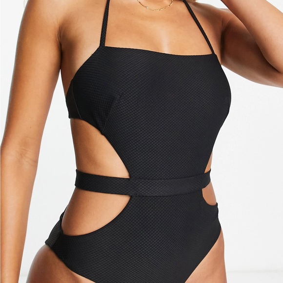 & Other Stories Cut-Out Square Halter Neck Black Swimsuit Size 6 NWOT - Picture 16 of 16